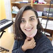 Profesora de violoncello ofrece clases de música para todos los niveles